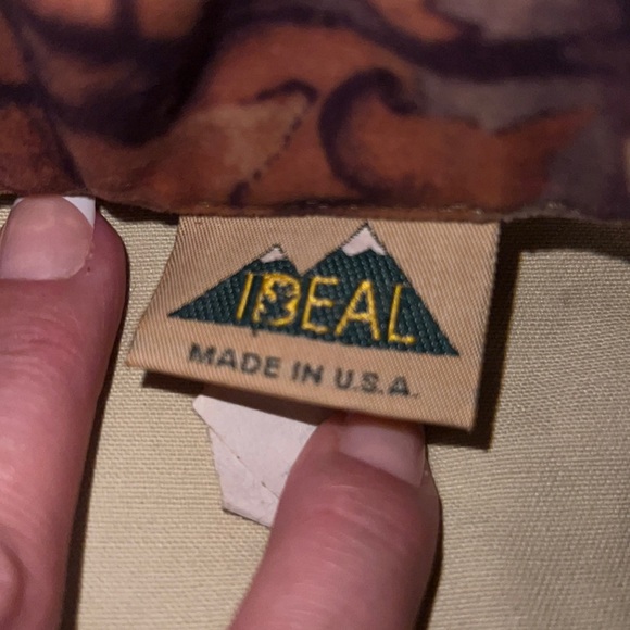 IDEAL Camo Shirt 🍁FINAL PRICE 🎉 - Picture 2 of 9